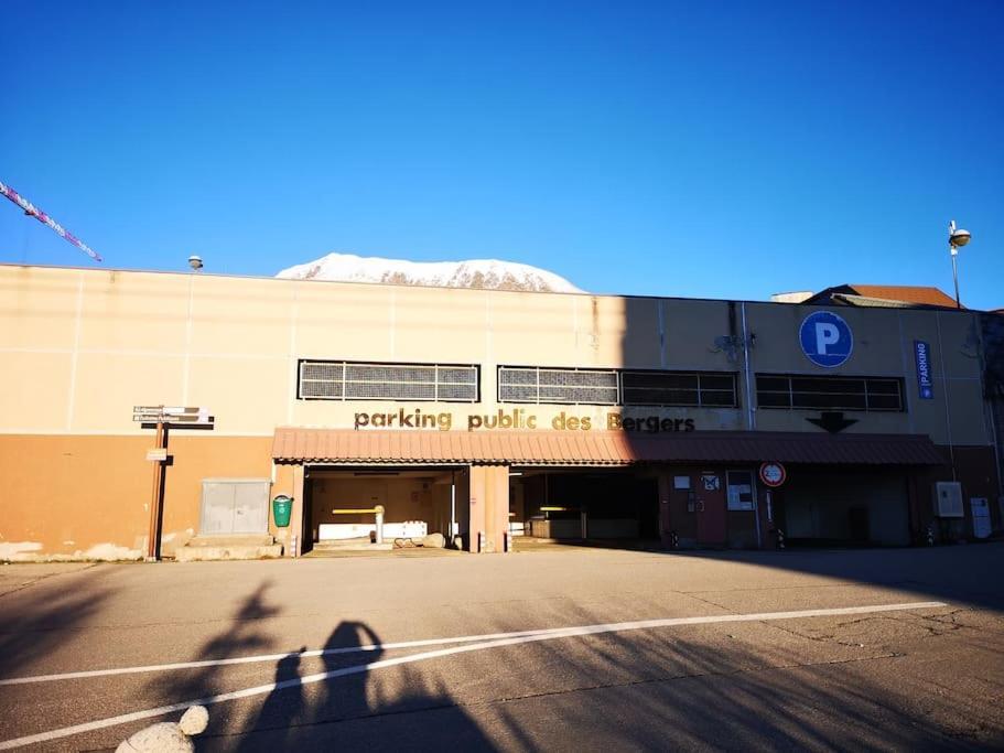 Au Pied Des Pistes Avec Parking Entierement Renove Daire Huez Dış mekan fotoğraf